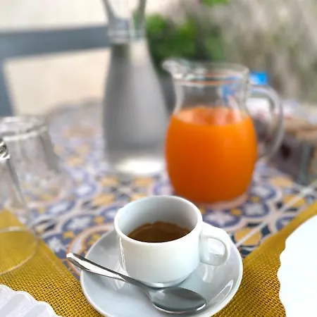 La Cycas Bed & Breakfast *